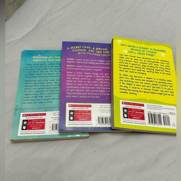 2/$15! Dolphin Paperback Book Series Set of 3 by Catherine Hapka Ages 9-12 - Picture 3 of 3